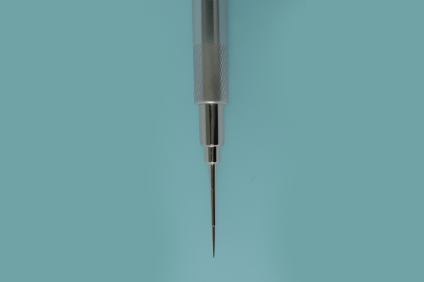 Traitements des grains de Fordyce sur la vulve Micro-Punch excision